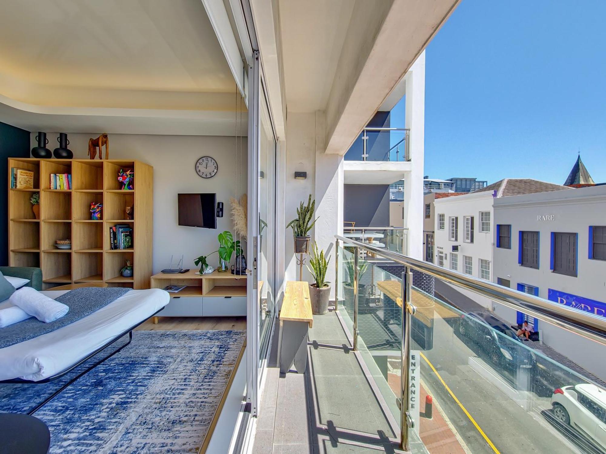 Center Sophistication On Loop Street