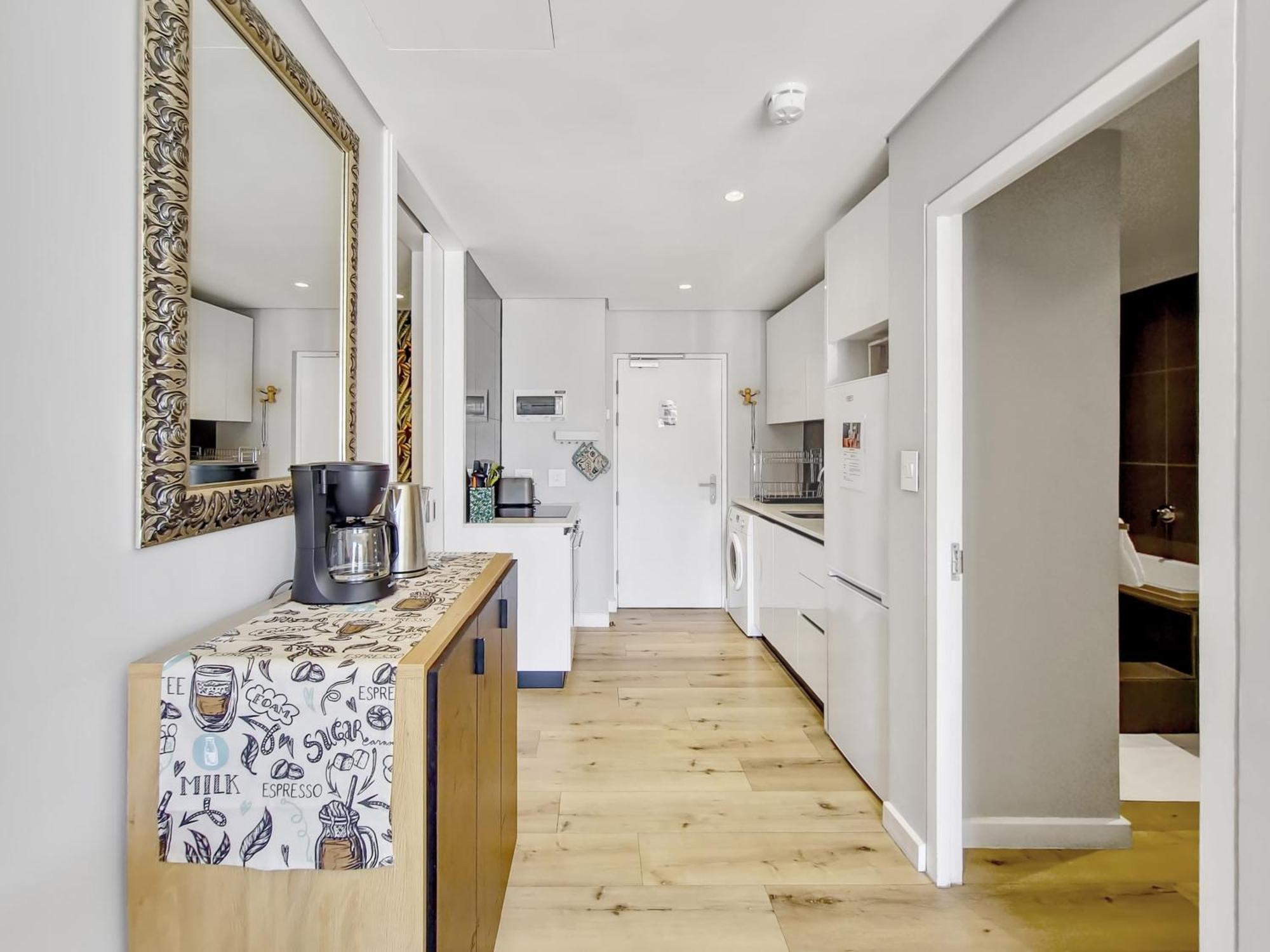 Appartement Center Sophistication On Loop Street Le Cap